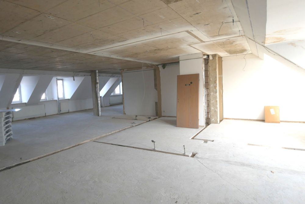 Büroflächen im Herzen Roths 
nähe Schloss