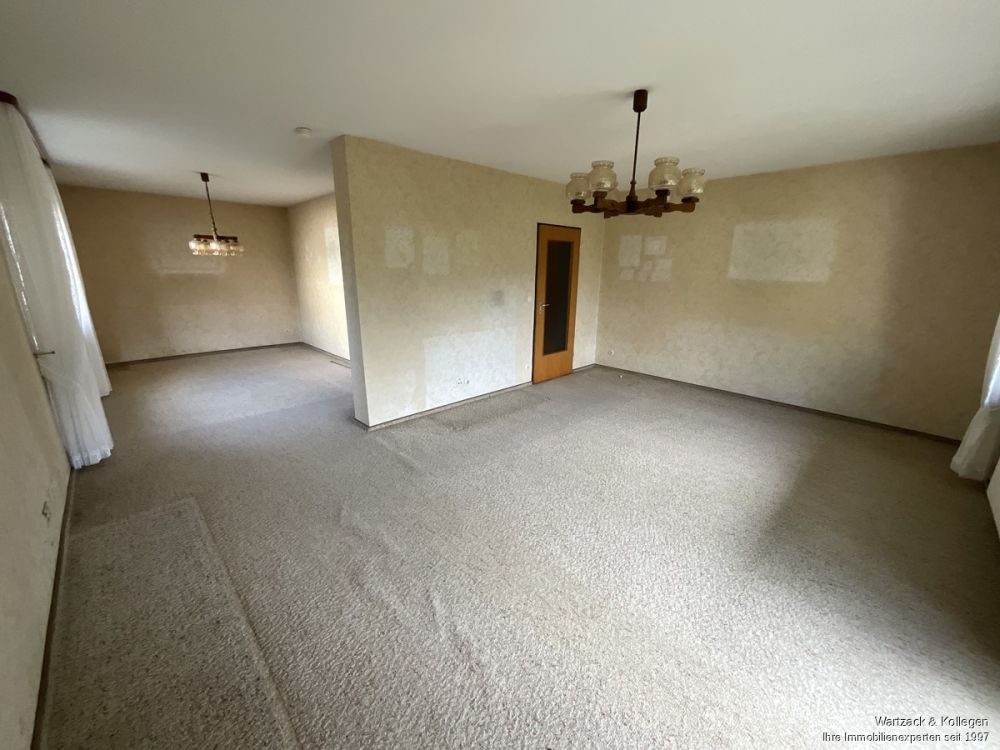 Gepflegtes 3-Familienhaus in bester Lage von Schwabach  zur Eigennutzung oder Kapitalanlage