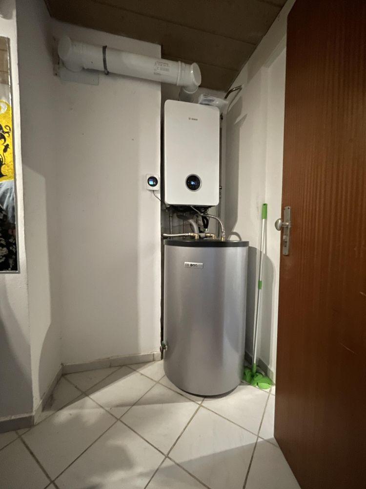 5-FAMILIEN-HAUS - VOLL VERMIETET