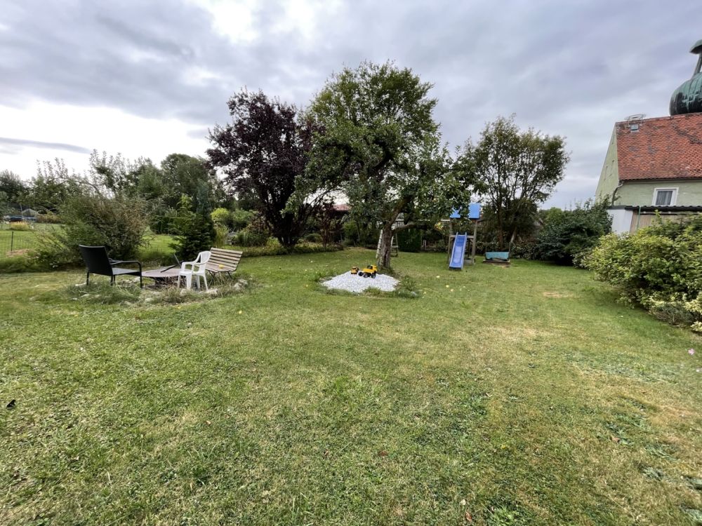 Einfamilienhaus mit traumhaften Gartengrundstück in Schönkirch!