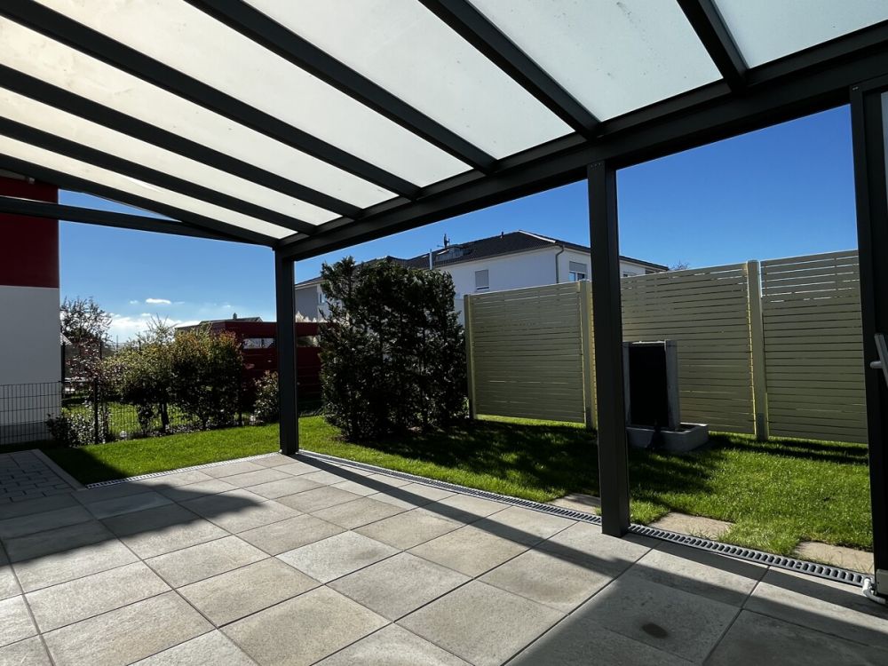 Zeitlos modern, perfekt für die junge Familie - Neuwertiges Einfamilienhaus in Schillingsfürst