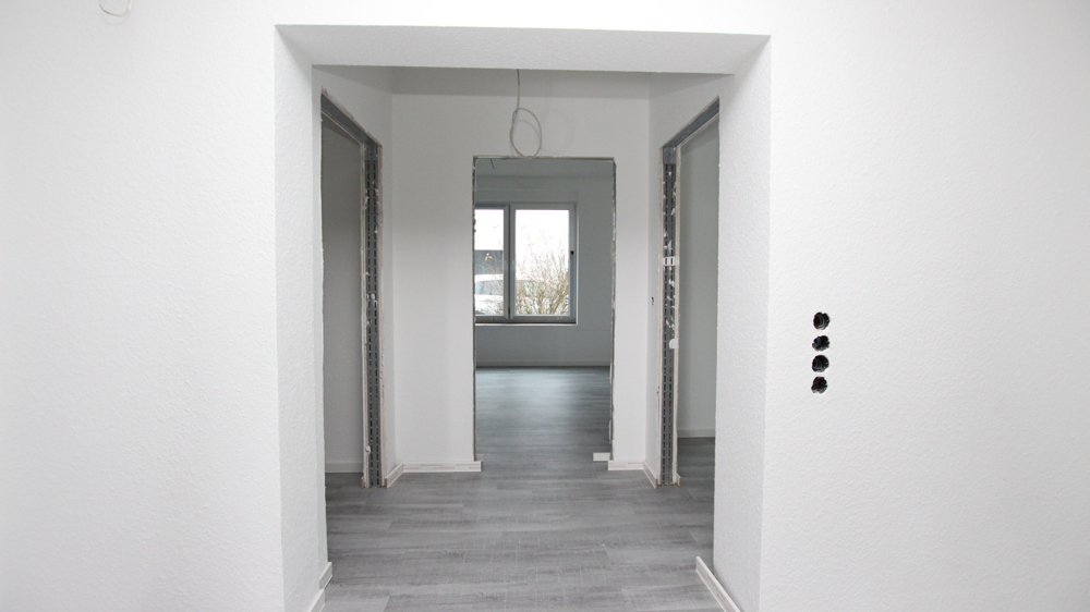 Modernes Wohnen in Oldenburg-Ohmstede! Sanierte 3-Zimmer-Wohnung im EG mit Terrasse und Garten