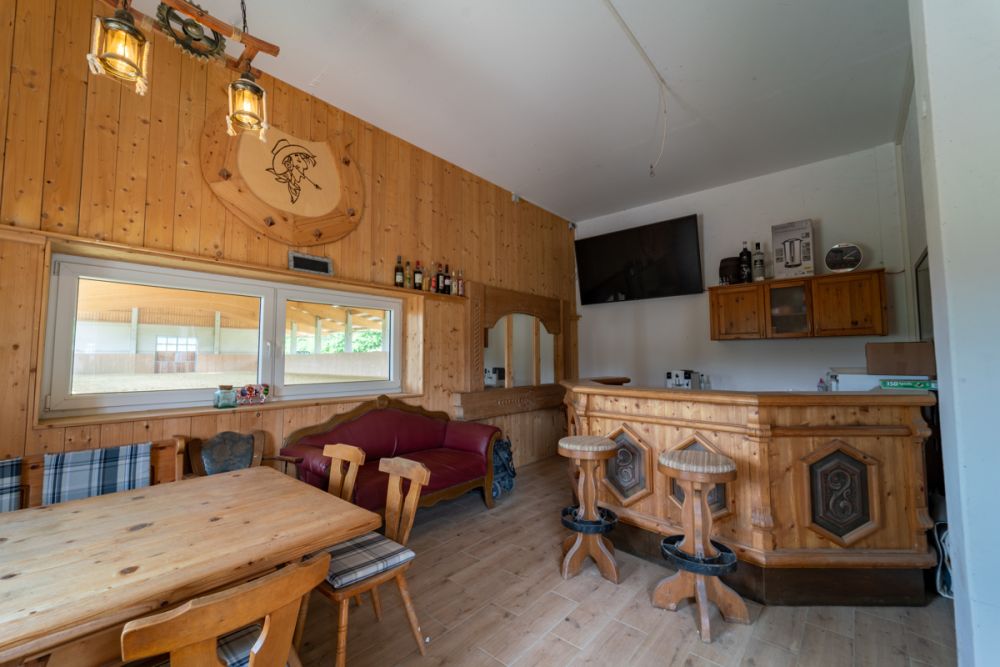 Traumhafte Reitanlage in idyllischer Naturlage – Perfekt für Westernsport-Enthusiasten!