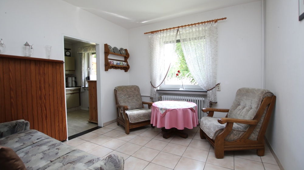 Einfamilienhaus mit überdachter Terrasse und großem Gartengrundstück in Bad Zwischenahn - Dänikhorst