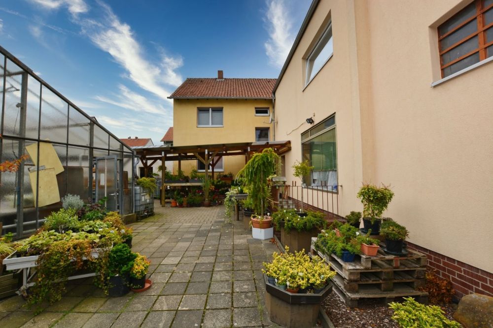 Blick zur Garage
