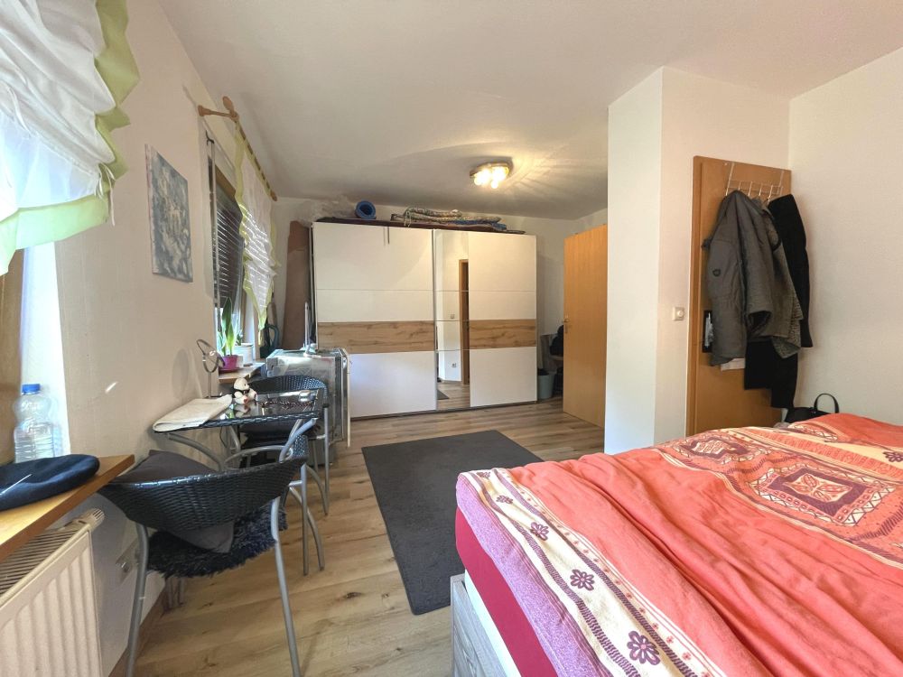 ZWEIFAMILIENHAUS + SOUTERRAIN IN DÖSINGEN