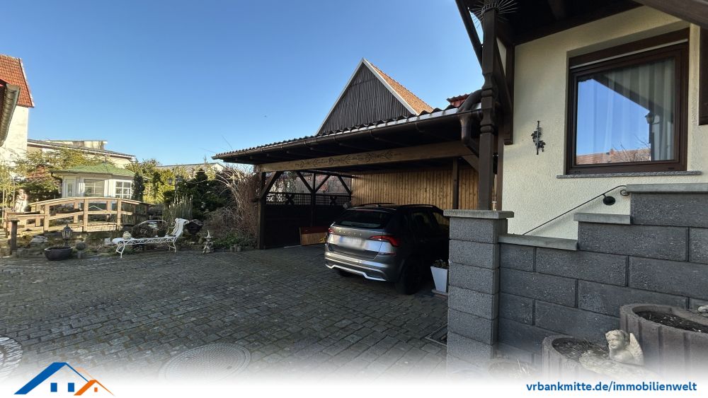 Gepflegtes Einfamilienhaus - auch als Mehrgenerationenhaus geeignet!