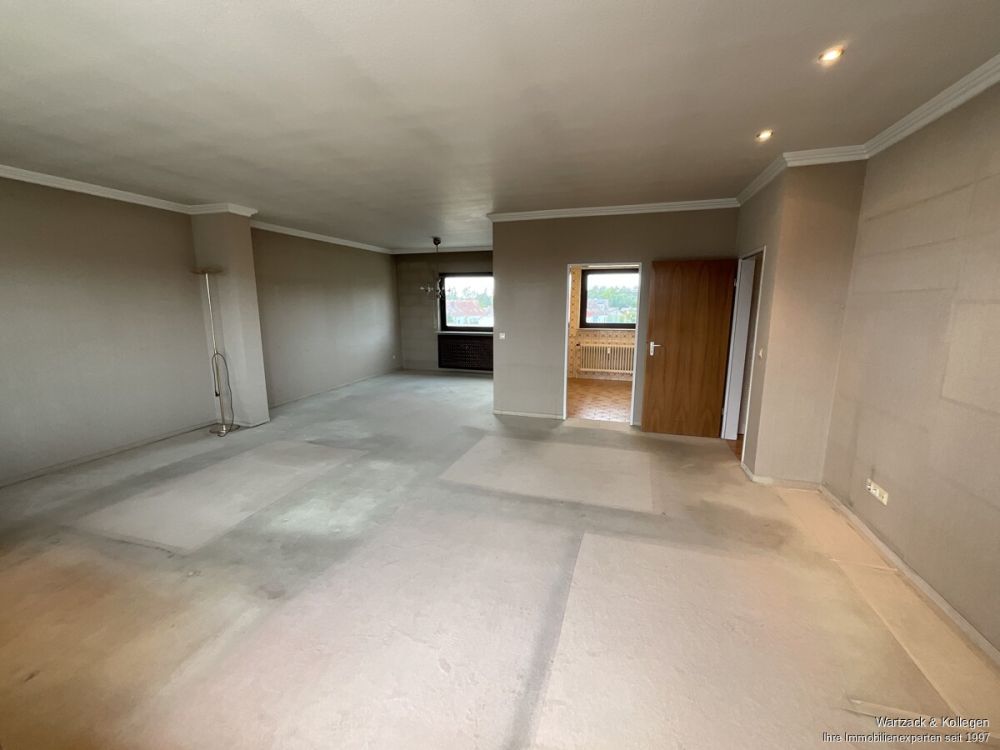 4-Zimmer-Penthouse mit traumhafter Dachterrasse in Wendelstein-Großschwarzenlohe