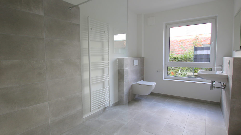 Exklusive 3 ZKB-Neubau-Eigentumwohnung in zentraler und ruhiger Lage von Bad Zwischenahn