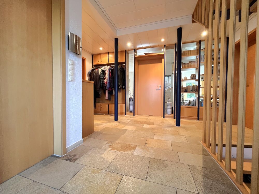 Heimkommen & Wohlfühlen in beliebter Lage von Burgsteinfurt!
Großes Einfamilienhaus mit tollen Extras