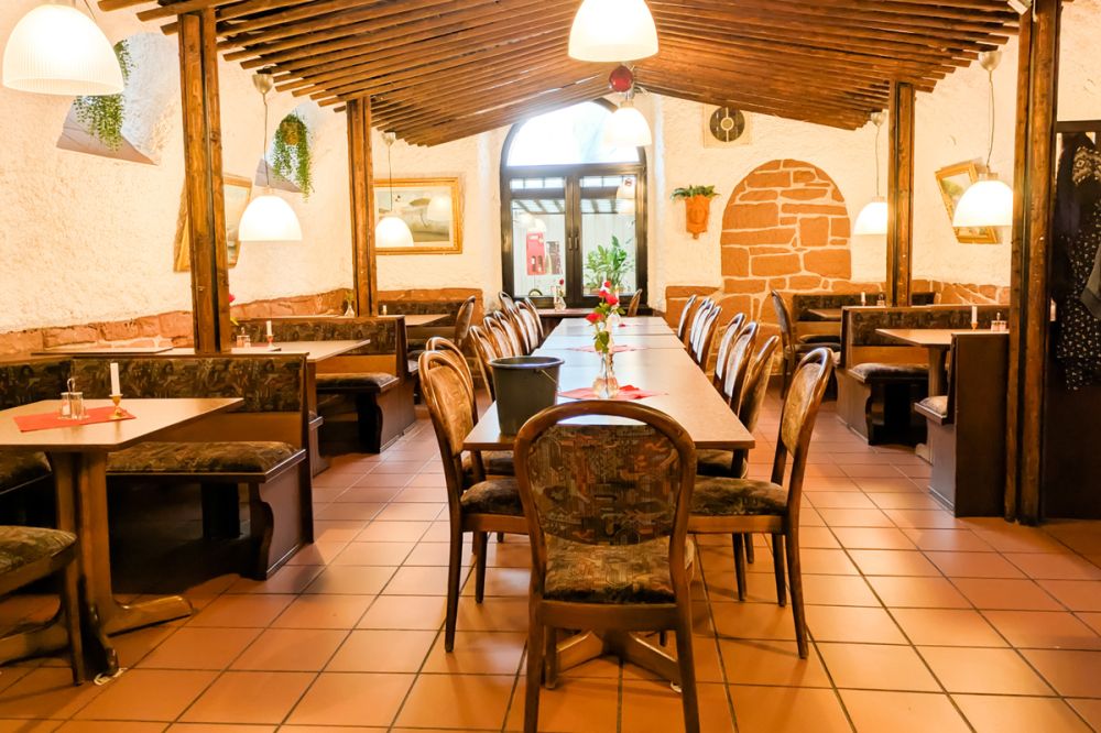 Objekt mit renommierten Gaststätten und viel Potential im Zentrum von Michelstadt!