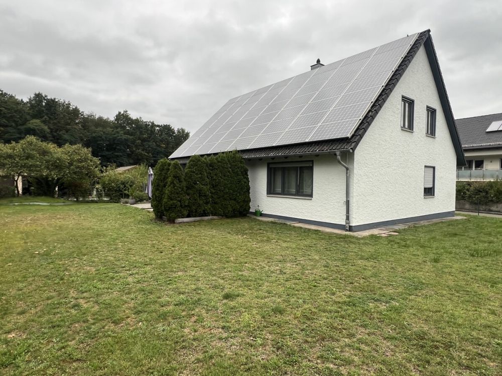 Großzügiges Einfamilienhaus mit großem Garten - gepflegtes Wohnen für die ganze Familie! (7)