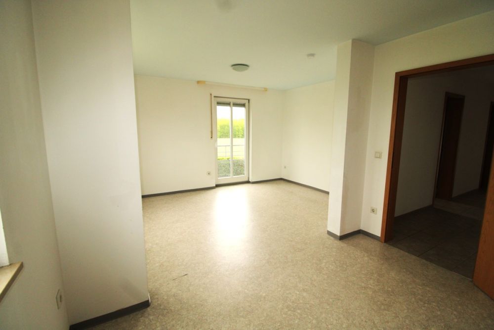 Hier sollten Sie nicht zögern. Traumhafte 3-Zimmer-Wohnung mit großem Balkon in Schwabach