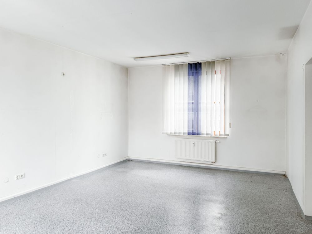 Büro- / Praxisfläche mit 174 m² in ruhiger Lage am Stadtberg in Eschenbach zu vermieten! (7)