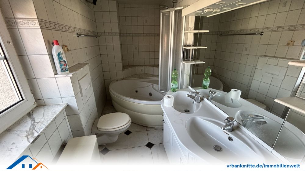 Wohn-Duo: Zwei Häuser mit Zusatzgrundstücken in Weißenborn