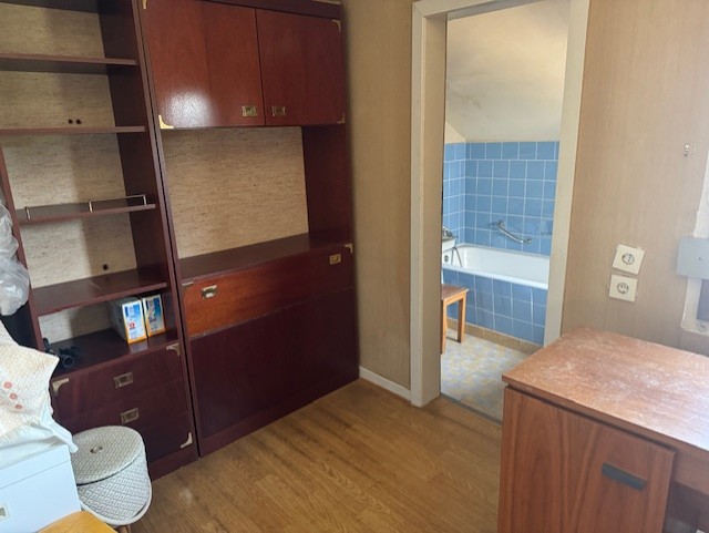 Haus - Werkstattnebengebäude - großes Grundstück