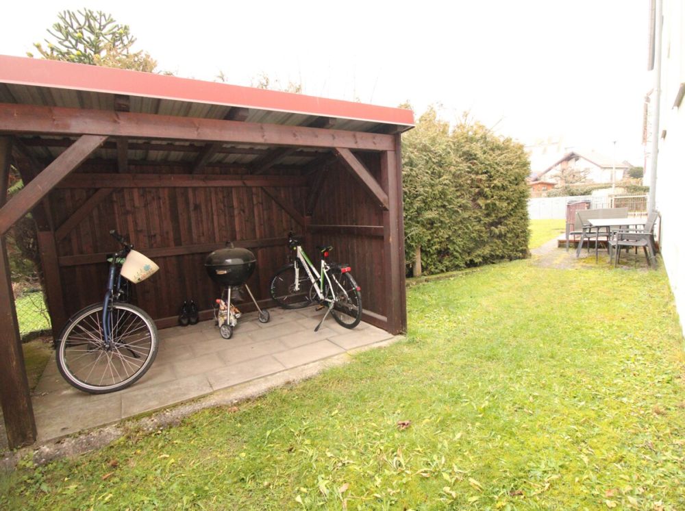 Ideal für Kapitalanleger - Vollvermietetes Wohn- und Geschäftshaus in Neuendettelsau (7)