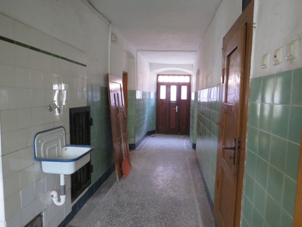 Preisreduzierung für das renovierungsbedürftige Reihenmittelhaus mit Nebengebäude im Sanierungsgebiet der Altstadt Tirschenreuth