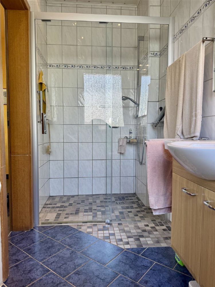 Ehemaliges Winzerhaus mit viel Platz zum Wohnen und Werken