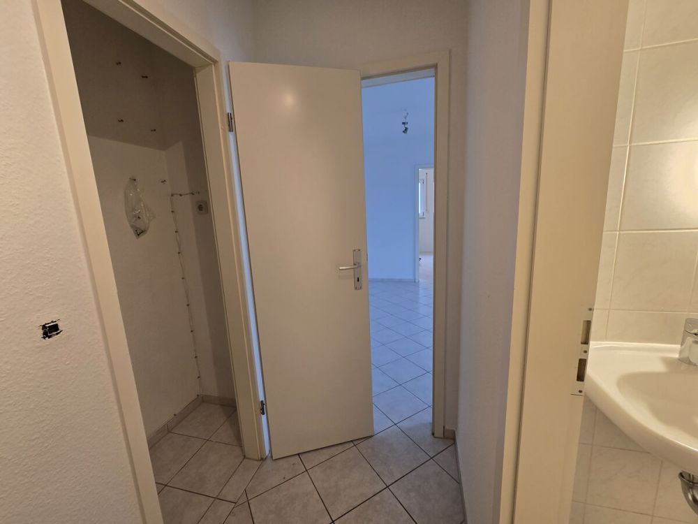 Flur mit Abstellkammer