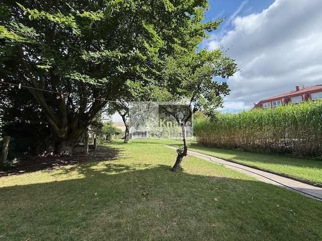 Zweifamilienhaus mit Baugrund, nur einen Katzensprung vom Marktplatz entfernt!