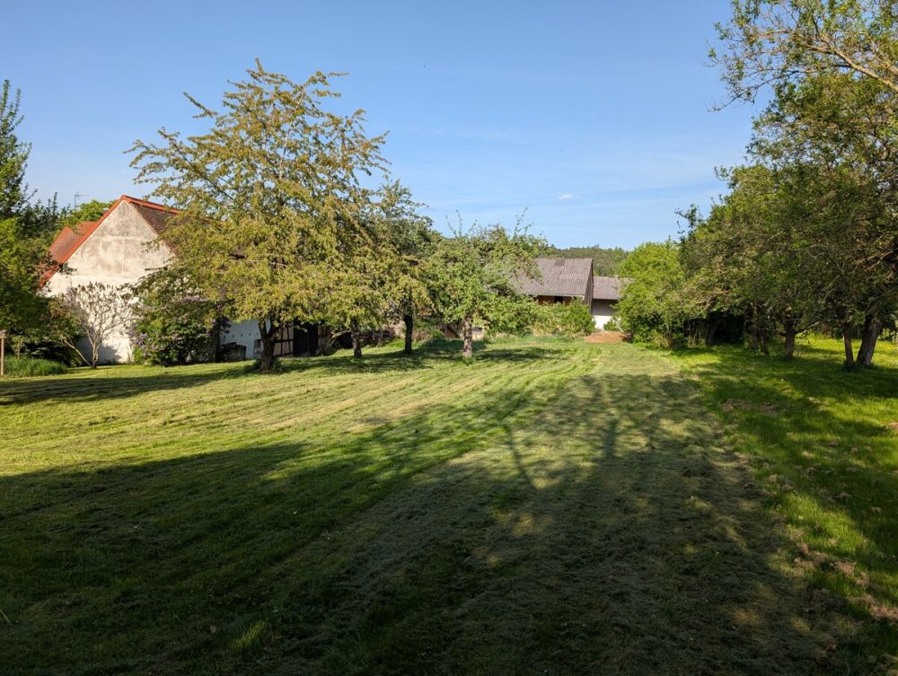 Ideal für die große Familie oder mehrere Generationen - Zweifamilienwohnhaus mit Nebengebäude in Windelsbach (7)