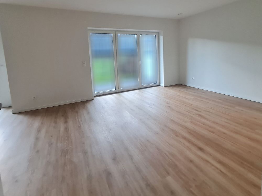 Wohnbereich mit Terrassenzugang   ( Beispielbild )