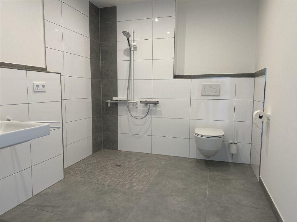 Vermietete Eigentumswohnung mit Stellplatz in der Seniorenresidenz Kirchberg