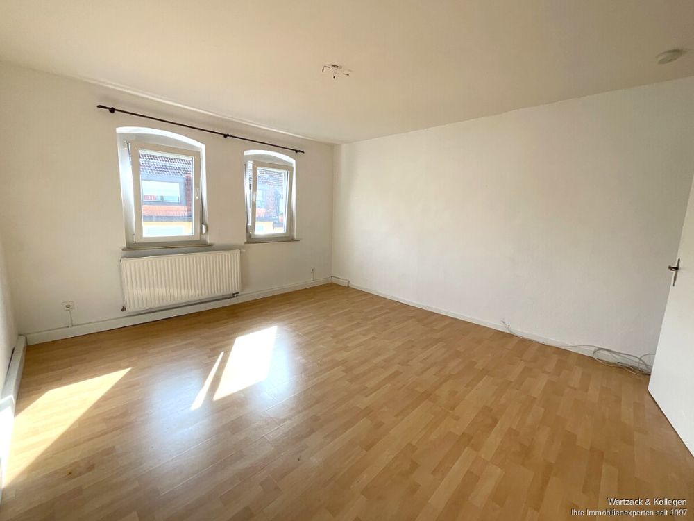 gemütliche 
4,5-Zimmer-Dachwohnung
zwischen Stadtpark & Marktplatz