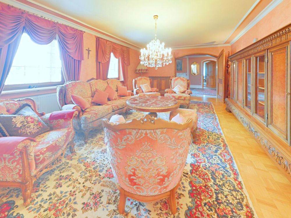 Hier werden Träume wahr - Großzügiges Traumhaus direkt am Rothsee!