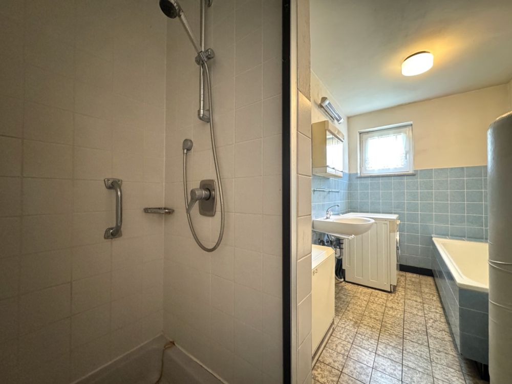 Badezimmer EG