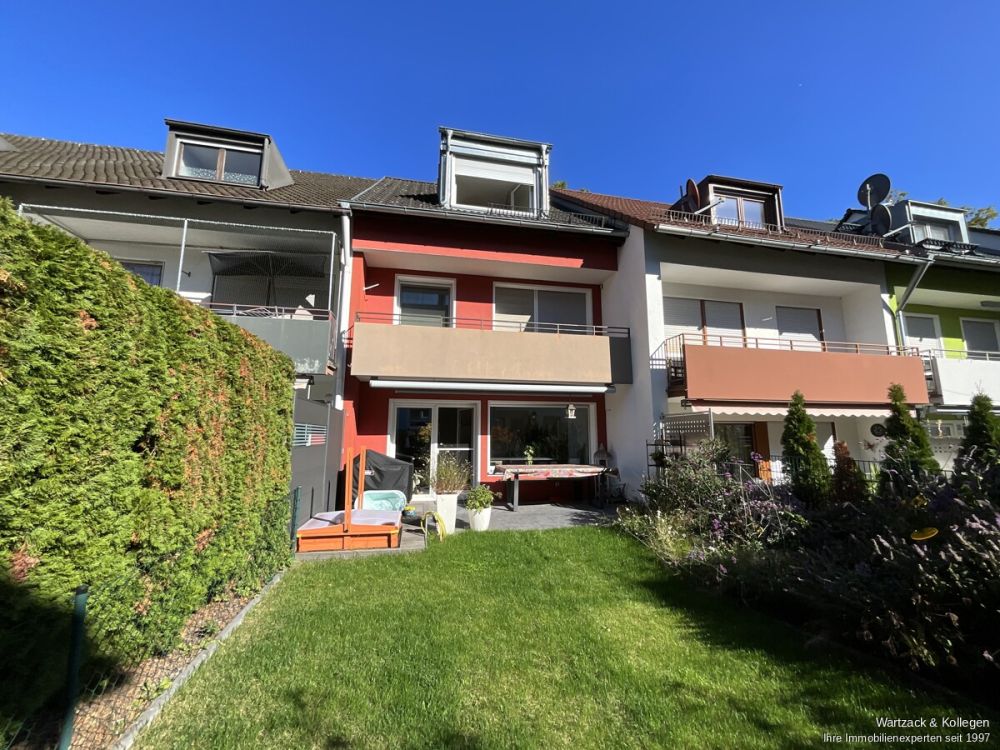 Hier können Sie sofort einziehen 
- viel Platz für die ganze Familie 
und vollständig modernisiert!