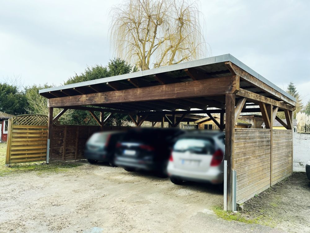 Carports Innenhof