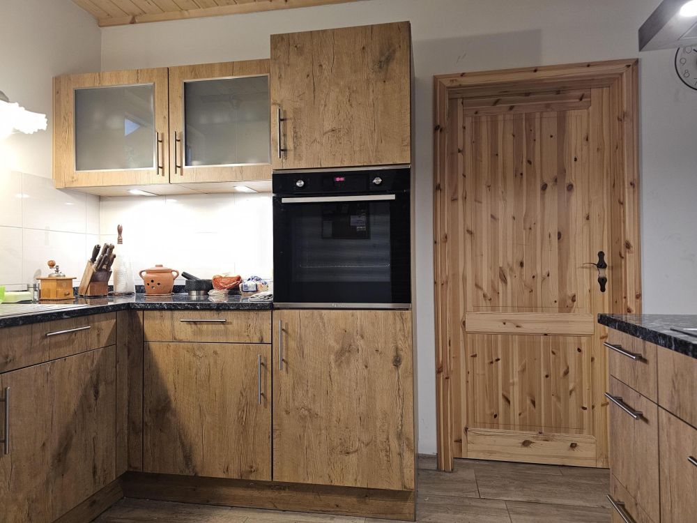 Modernes Wohnen in Alleinlage - auf großem Naturgrundstück und fußläufiger Entfernung zum NOK!