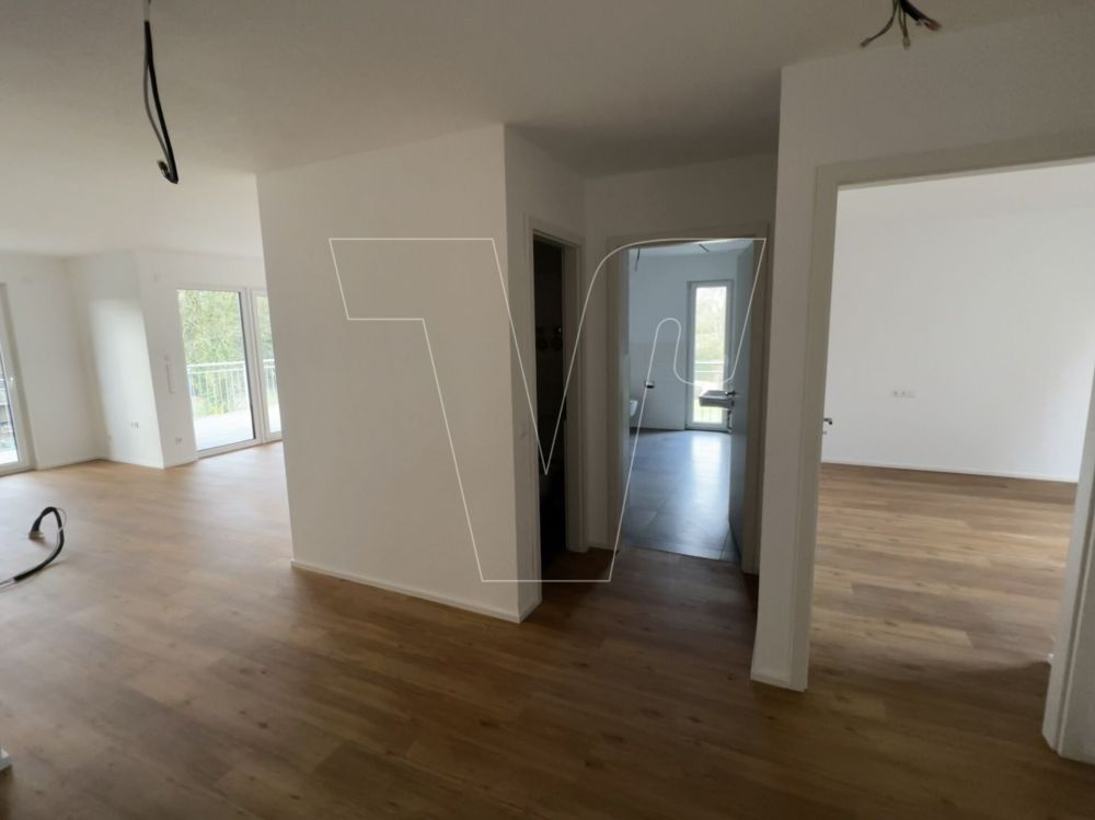 Barrierefreie 4 Zimmerwohnung im 1. Obergeschoss mit Blick ins Grüne