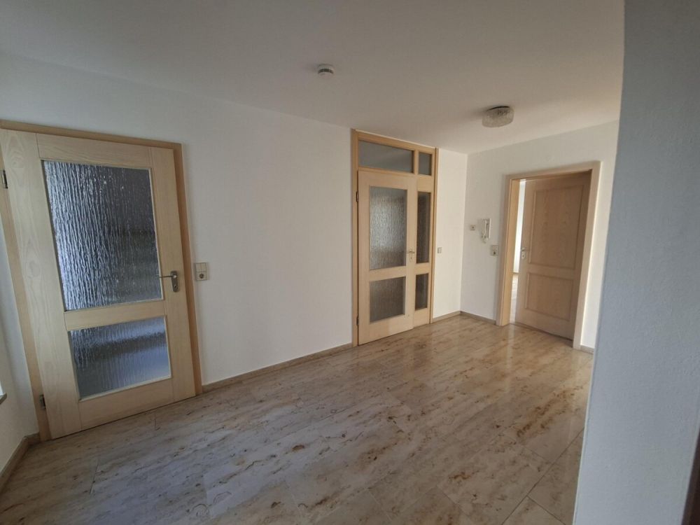 Großzügige Pfarrhauswohnung auf 2 Ebenen in Hürben!