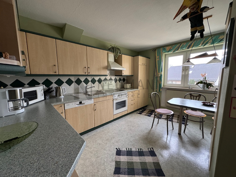 Großes Mehrfamilienhaus mit Garten in schöner Lage von Mörfelden