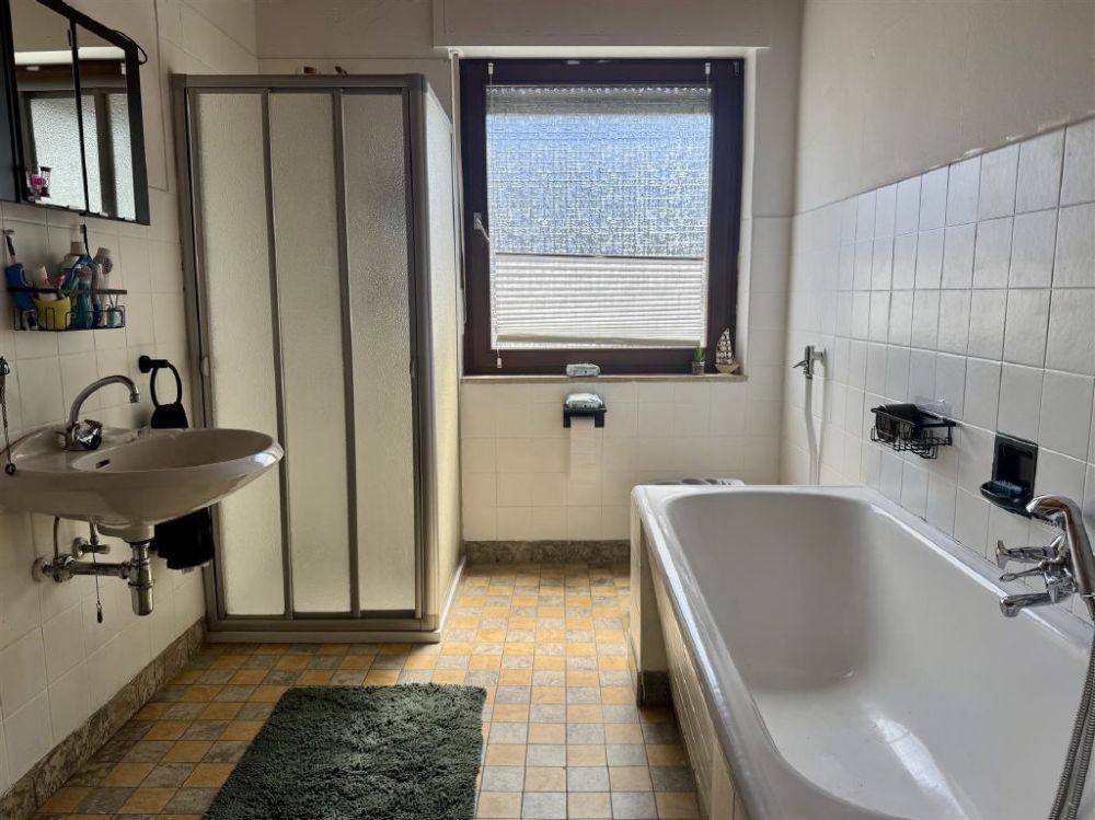 ### RESERVIERT ### Flexibel Wohnen - Großes Haus mit vielen Möglichkeiten