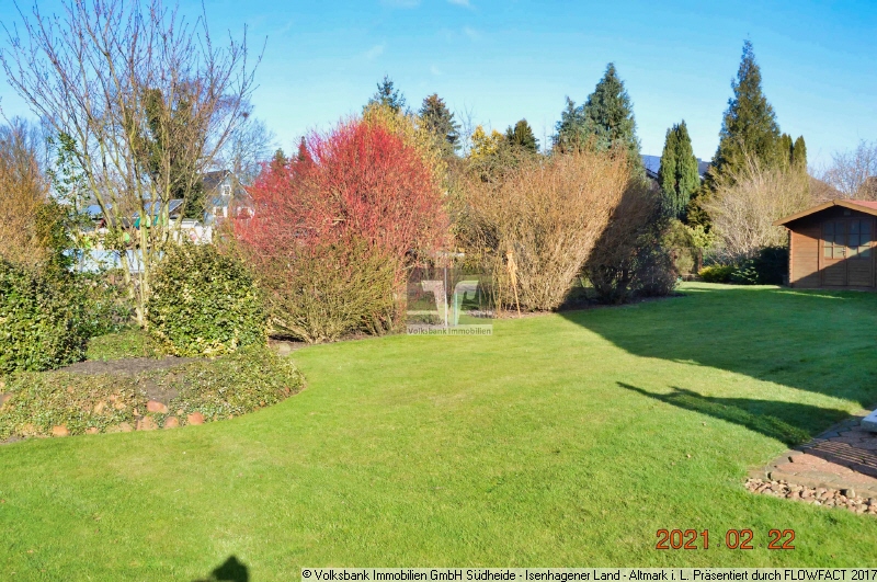 *** GROSSES HAUS - GEPFLEGT - GROSSER GARTEN - GARAGE ***