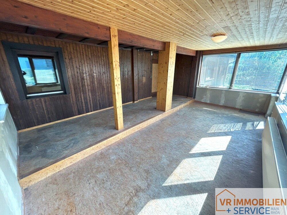 Ein Haus seiner Zeit voraus! – Einfamilienhaus in Blockbauweise in 97647 Nordheim v.d. Rhön!