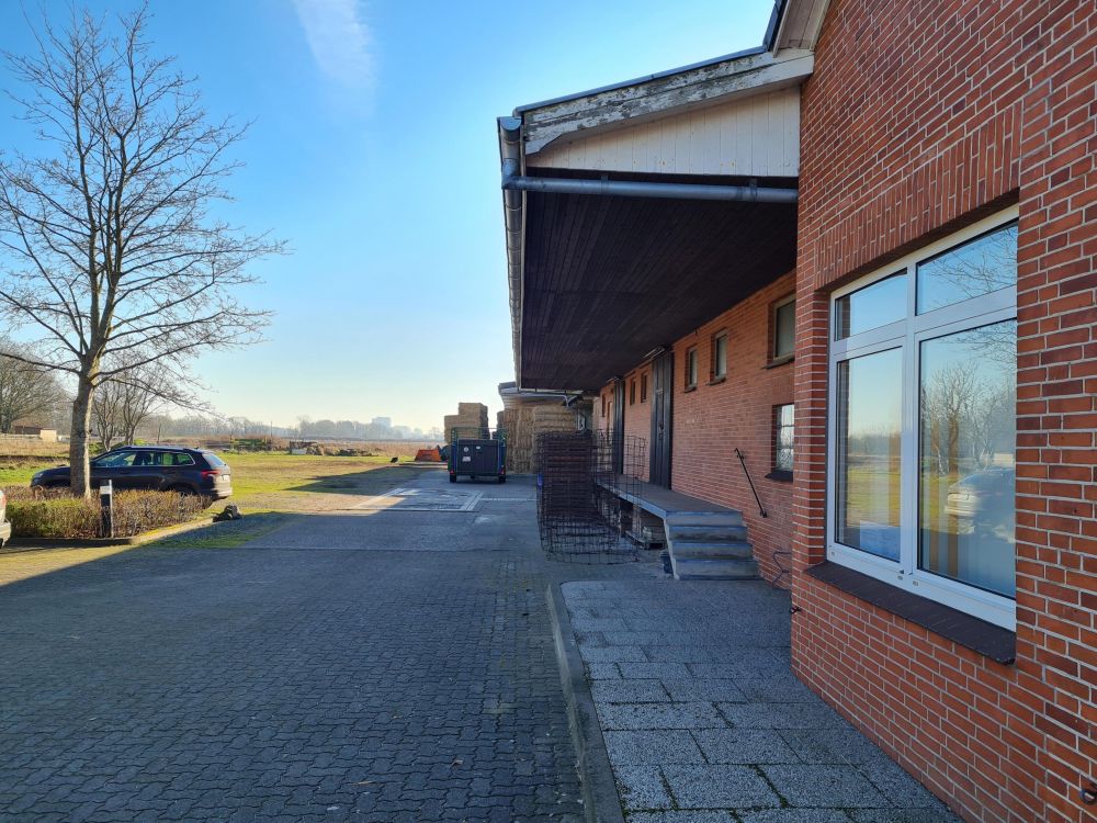 Weitläufiges, wandelbares Raiffeisengelände mit viel Potential!