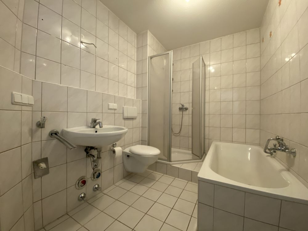 Helle 3-Zi.-Eigentumswohnung mit praktischem Grundriss und Blick ins Grüne in Neustadt a.d. Waldnaab