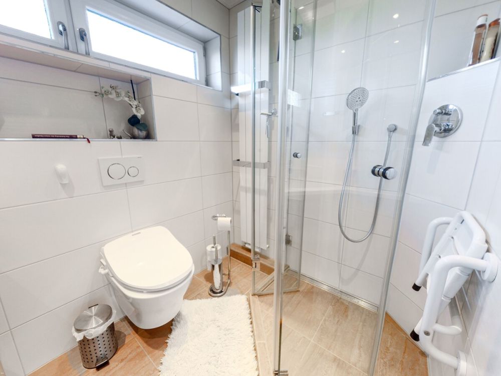 Hier wohnen Sie mit Ihrer Familie ruhig und idyllisch und sind Ruck-zuck in der Stadt! (8)