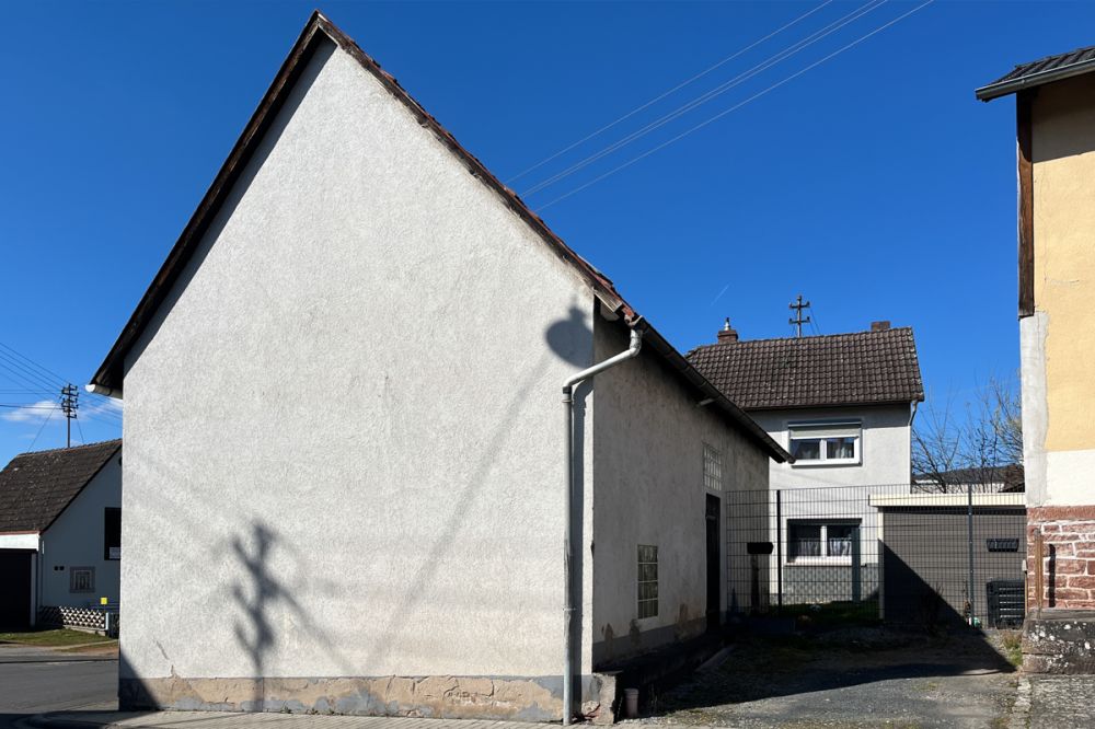 Modernisiertes Familiennest mit Potenzial – Wohnen & Erweitern in Faulbach