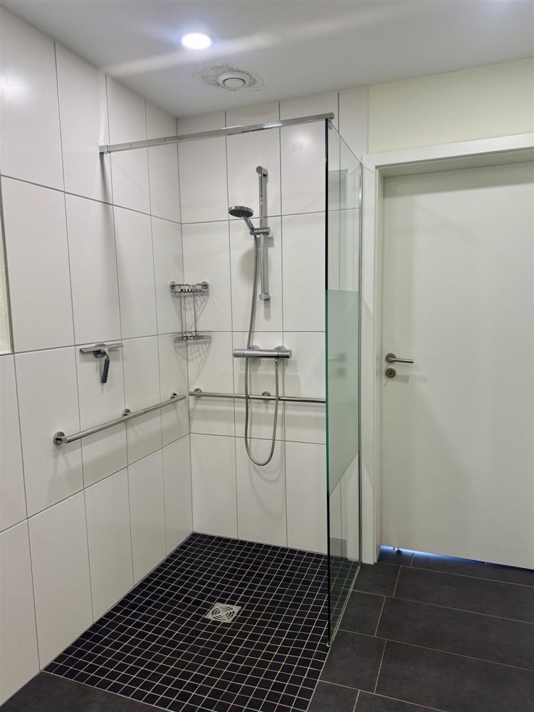 EFH - modernisiertes Badezimmer