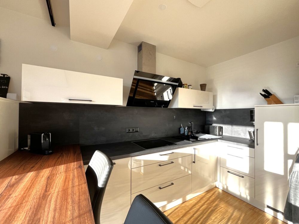 Traumhafte 2-Zimmer-Wohnung mit top Ausstattung und Ausblick in Fürth (8)