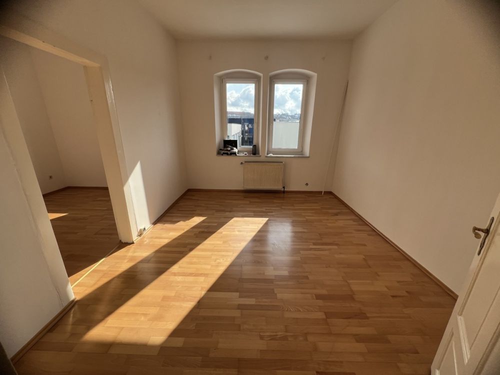 Investieren Sie jetzt in die Zukunft: vermietetes Wohn- und Gewerbeobjekt in Ansbacher Zentrumsnähe!