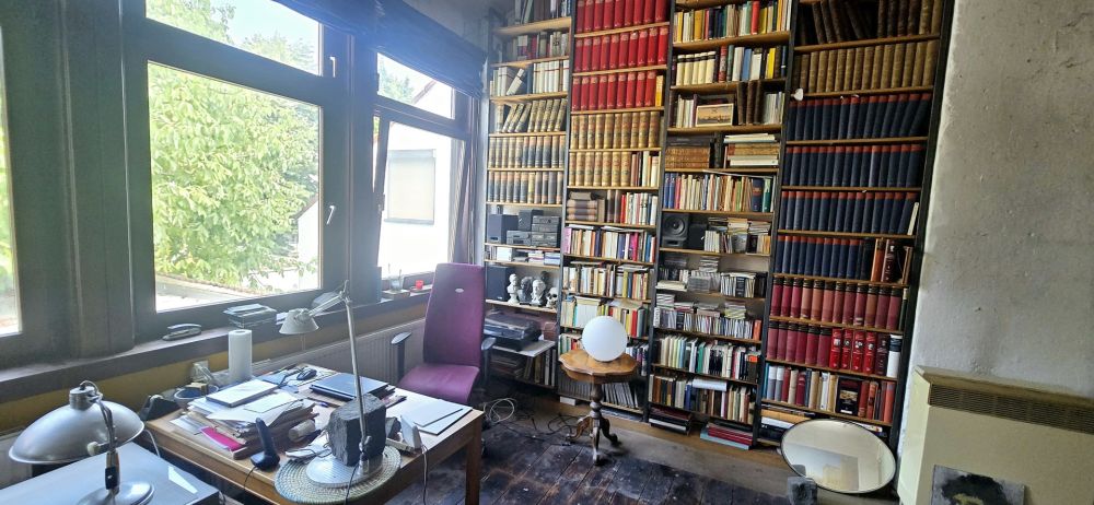 Haus & Loft, Nebengebäude & Hof, Arbeiten & Wohnen im einzigartigen Gebäudekomplex FfM Alt-Griesheim