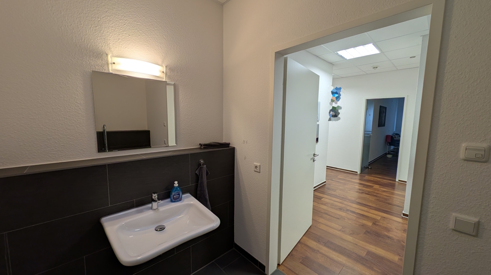 Großzügige Gewerberäume mit top Ausstattung - die perfekte Visitenkarte für Ihr Unternehmen!