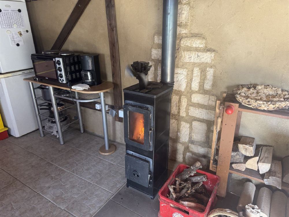 Kleines Zuhause mit Scheune